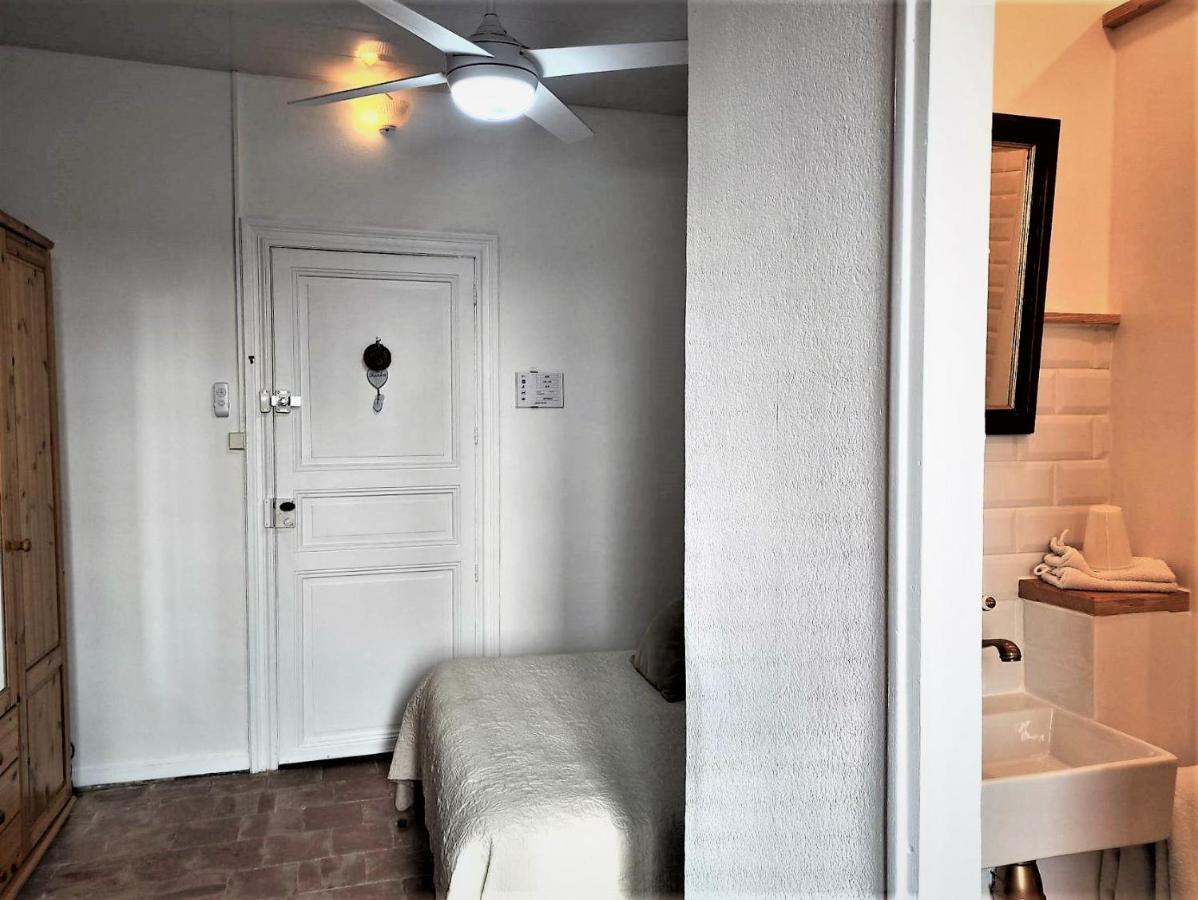 Le Neptune Le Somail Exterior photo